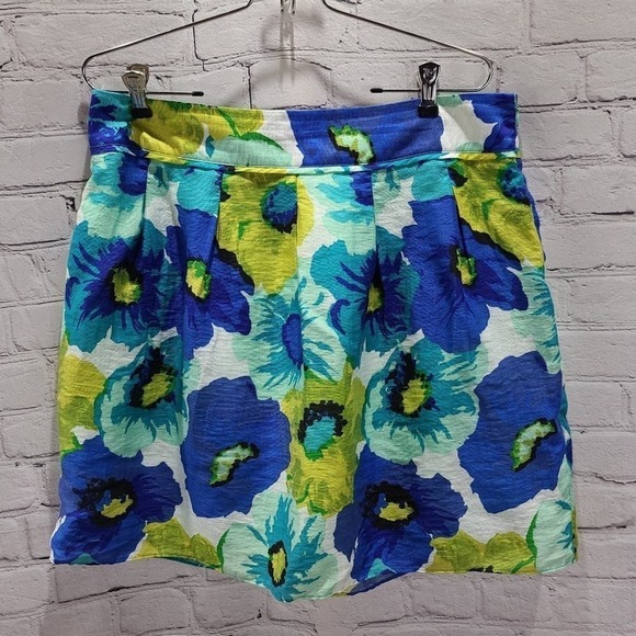 Loft floral pattern pleated at top lined skirt - Picture 3 of 13